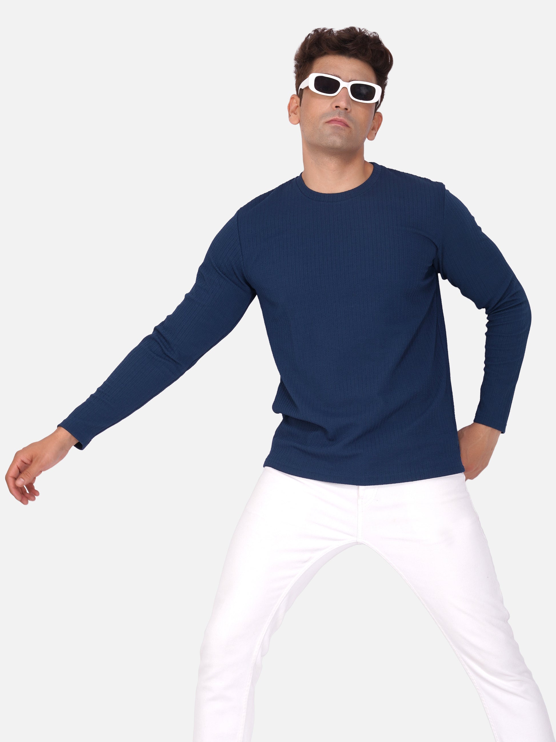 Frilluxe Tee