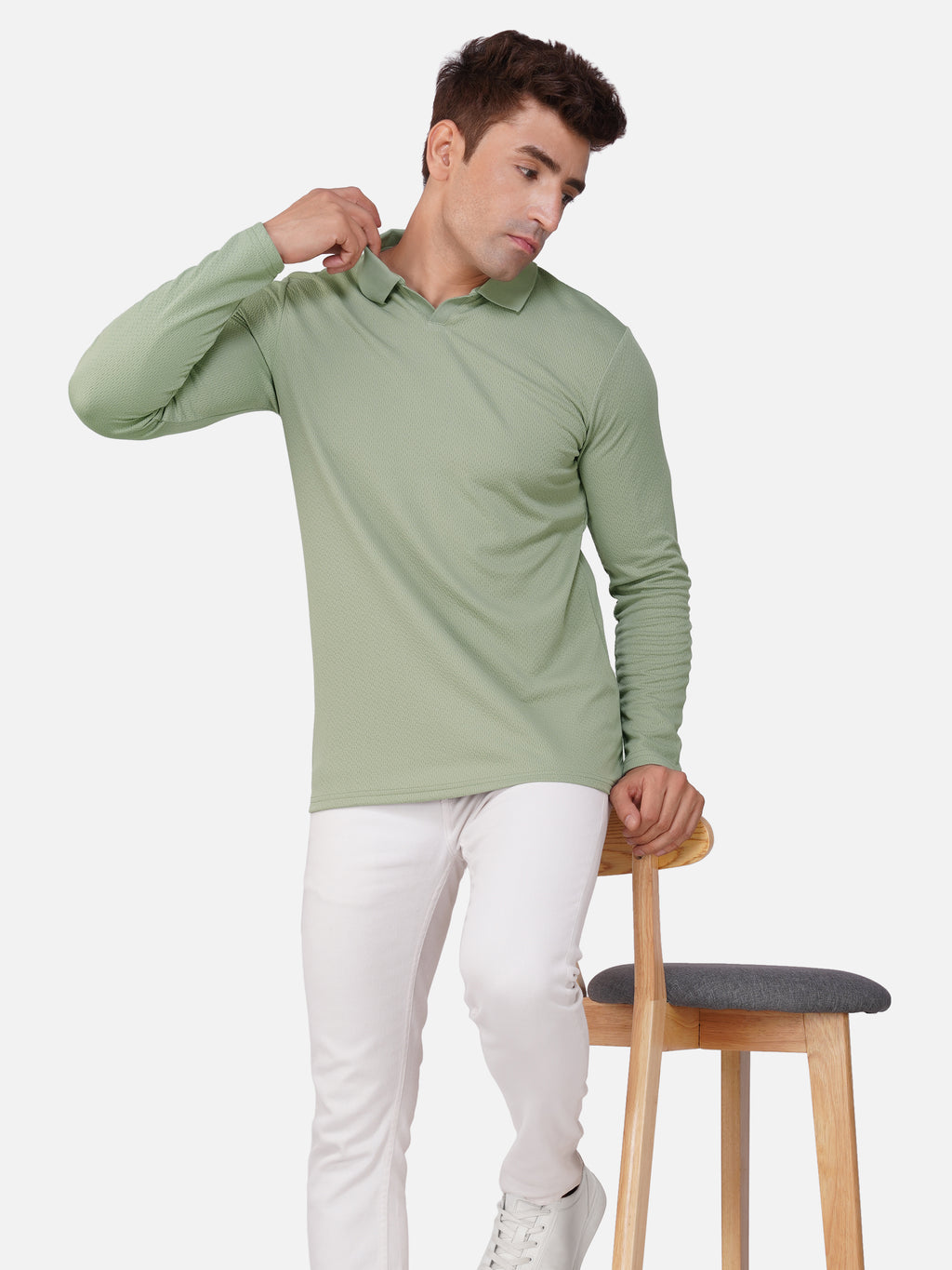 WolfEdge V-Tee