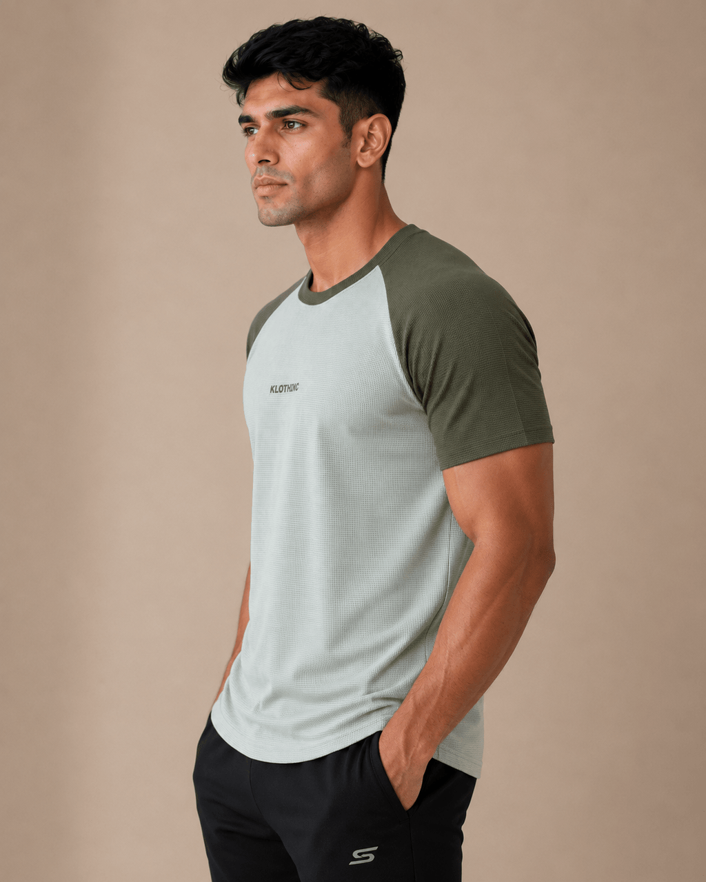 ArmaniLuxe Raglan T-Shirt - Klothinc